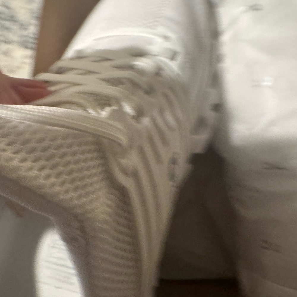 On Running White Athletic Shoes - Picture 5 of 6